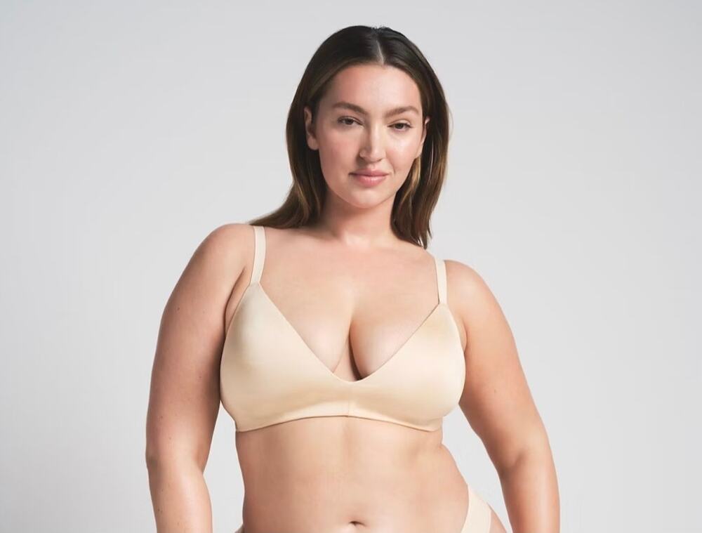 SKIMS NWOT Wireless Form T-Shirt Demi Bra, 38DD